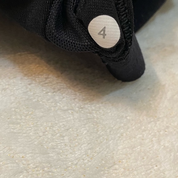 Lululemon Hot To Street Tank - Picture 7 of 7